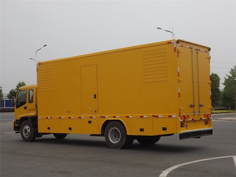 盘山出租发电机-柴油发电机组电压低报警怎么办？