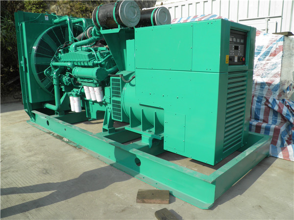 盘山出租发电机-进口柴油发电机组与国产柴油发电机组的区别