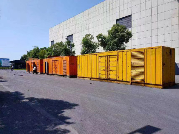 盘山环境温度变化对柴油发电机组的性能有哪些具体影响？