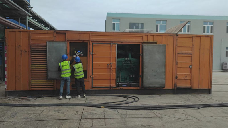 盘山如何检查柴油发电机组的机油油位？